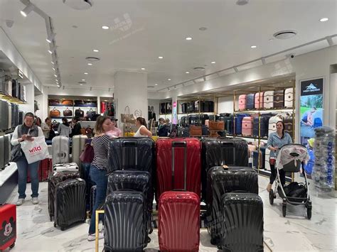 pacific fair luggage